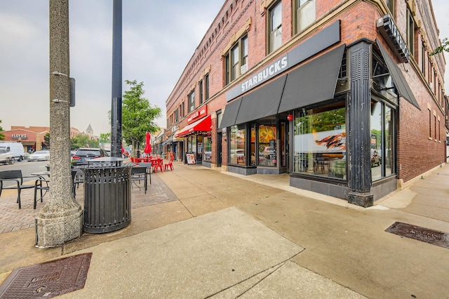 28 S 6th Ave Unit 1D, La Grange, IL 60525 - view of building exterior