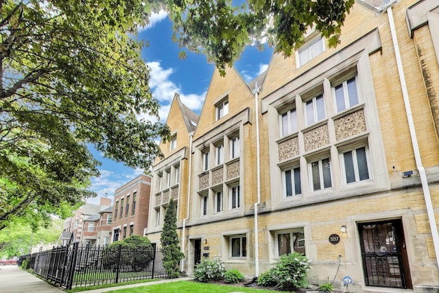 3215 S Calumet Ave, Chicago, IL 60616 - view of property