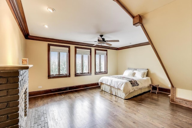 3215 S Calumet Ave, Chicago, IL 60616 - bedroom featuring crown molding, dark wood-style flooring, and a ceiling fan