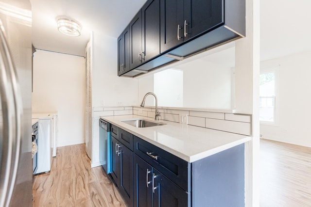 407 James Ct Unit D, Glendale Heights, IL 60139 - kitchen with stainless steel appliances, light wood-style flooring, and blue cabinets