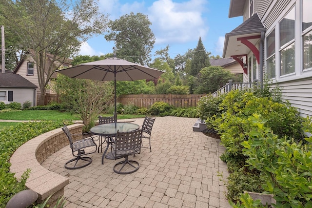 611 Lake Ave, Wilmette, IL 60091 - view of patio / terrace with outdoor dining area