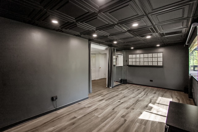 600 W Bloomingdale Rd, Itasca, IL 60143 - unfurnished room with light wood-style floors, an ornate ceiling, and recessed lighting