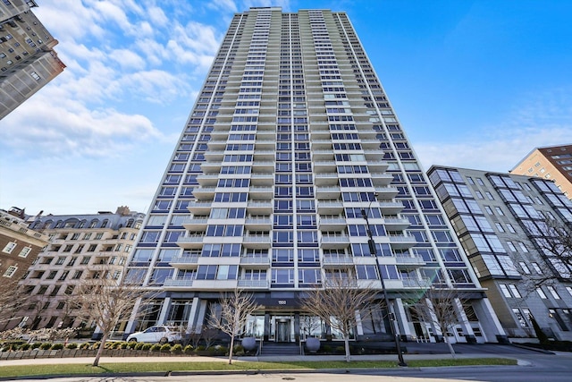1300 N Lake Shore Dr Unit 10B, Chicago, IL 60610 - view of apartment building / complex