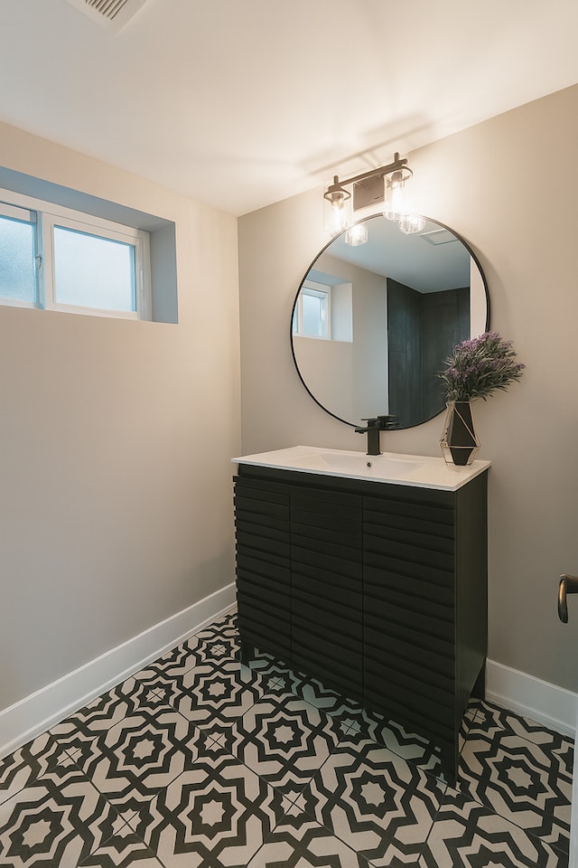 18506 Martin Ave, Homewood, IL 60430 - bathroom featuring healthy amount of natural light and vanity