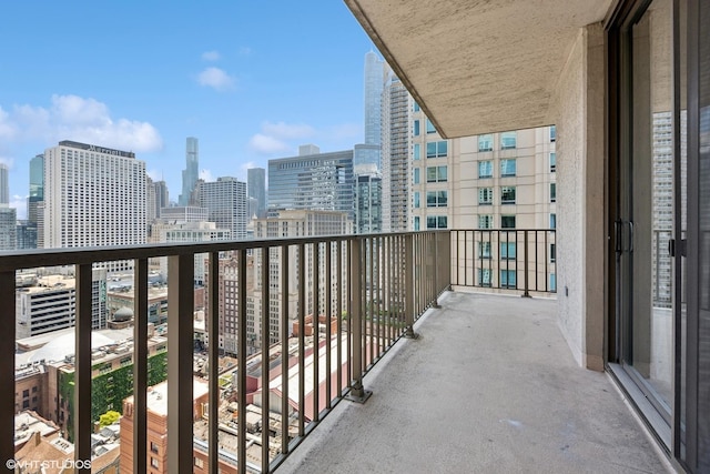 635 N Dearborn St Unit 2506, Chicago, IL 60654 - balcony with a view of skyline
