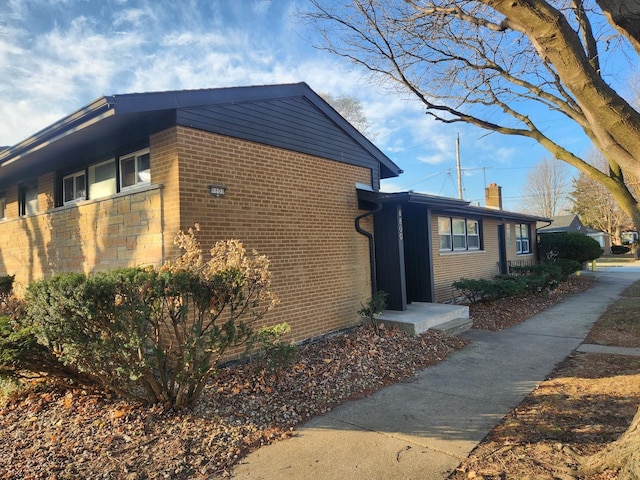 8800 S Bennett Ave, Chicago, IL 60617 - photo 2