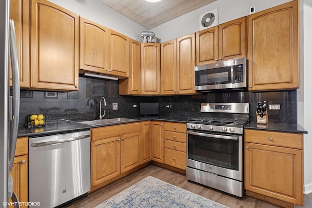 3260 N Clark St Unit 202, Chicago, IL 60657 - photo 8