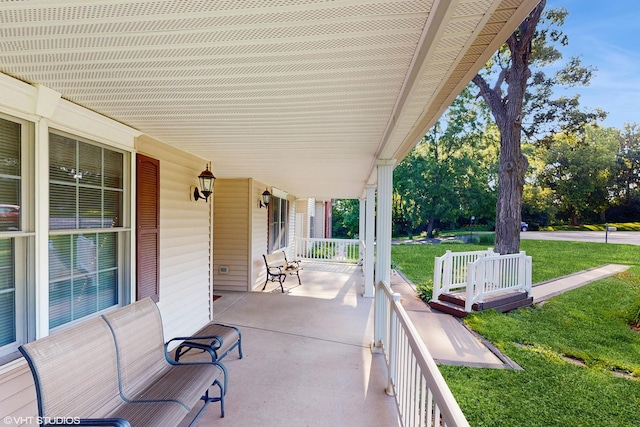 1513 Berwyn St, Spring Grove, IL 60081 - porch featuring a yard