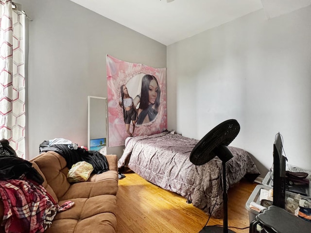 5943 S Indiana Ave, Chicago, IL 60637 - bedroom featuring wood finished floors