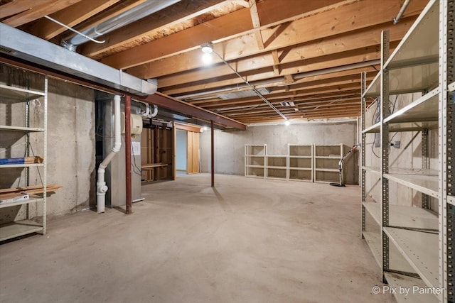 40 S Juniper Dr, North Aurora, IL 60542 - unfinished below grade area with drainage system and heating unit