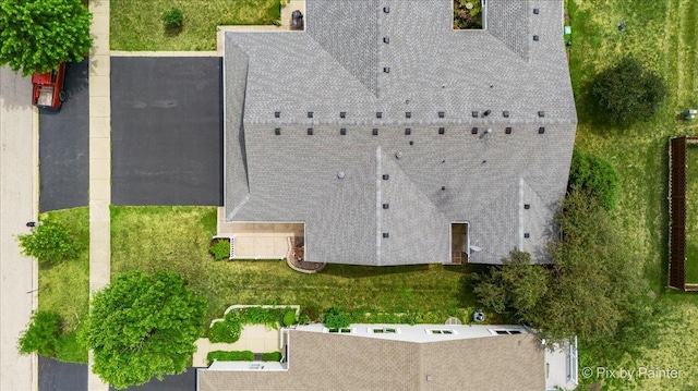 40 S Juniper Dr, North Aurora, IL 60542 - aerial view of property and surrounding area