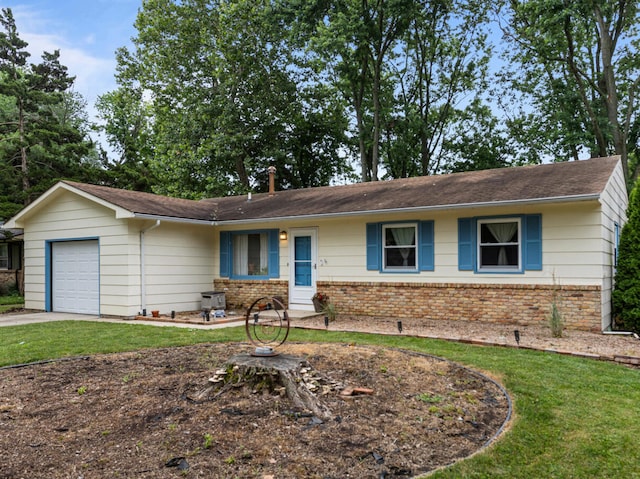 2305 Glenoak Dr, Champaign, IL 61821 - single story home featuring brick siding, a garage, a front yard, and driveway
