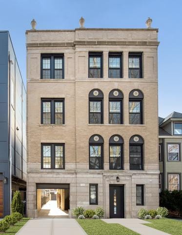 1535 W Estes Ave Unit 4, Chicago, IL 60626 - view of building exterior