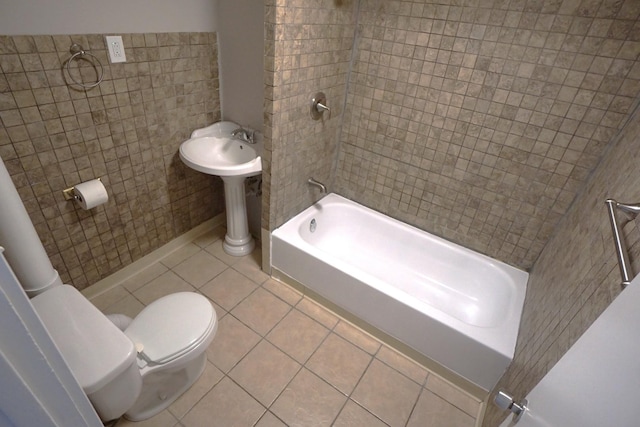 2524 N Mont Clare Ave, Chicago, IL 60707 - full bathroom with tile patterned flooring, tile walls, and bathing tub / shower combination