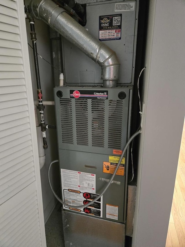 4514 N Ashland Ave Unit B2S, Chicago, IL 60640 - utility room with heating unit