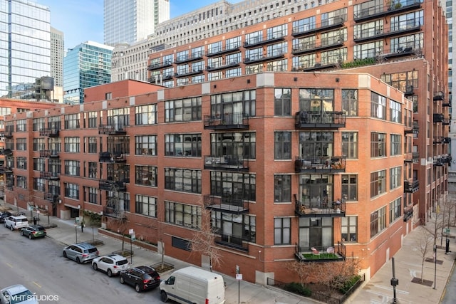 333 W Hubbard St Unit 1002, Chicago, IL 60610 - photo 1