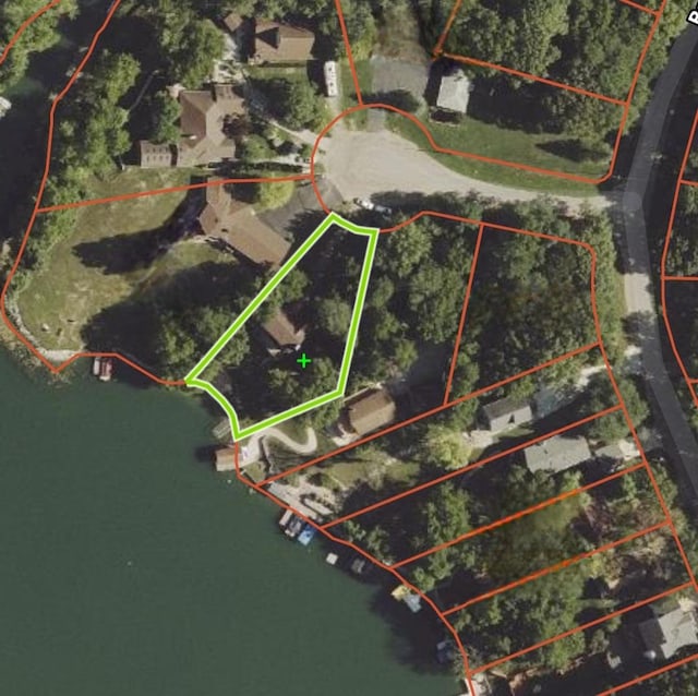 6 Barbados Ct N, Putnam, IL 61560 - aerial map of property and surrounding area with property boundaries highlighted