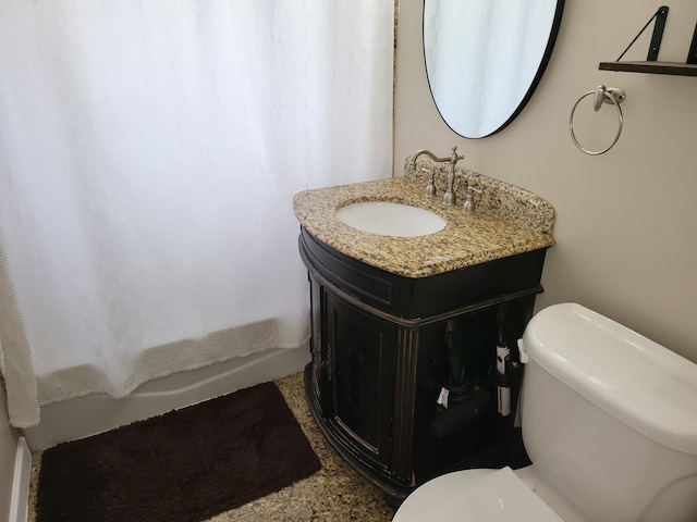 1948 Boeger Ave, Westchester, IL 60154 - full bath featuring vanity and shower / bath combo with shower curtain