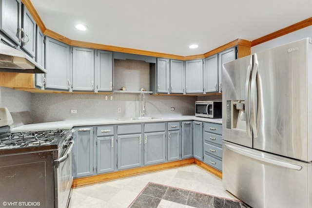 13714 S Janas Pkwy, Homer Glen, IL 60491 - kitchen featuring stainless steel appliances, gray cabinetry, light countertops, tasteful backsplash, and recessed lighting