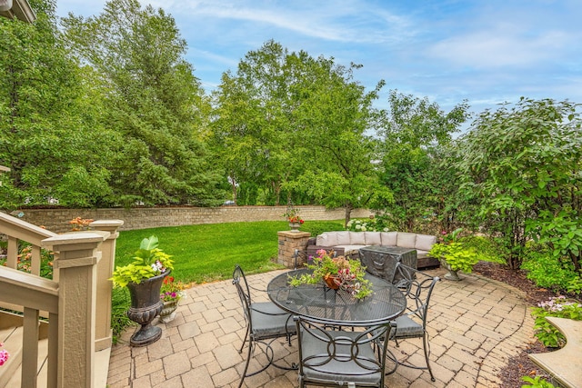 1728 Briarheath Dr, Aurora, IL 60505 - view of patio featuring outdoor dining space and outdoor lounge area