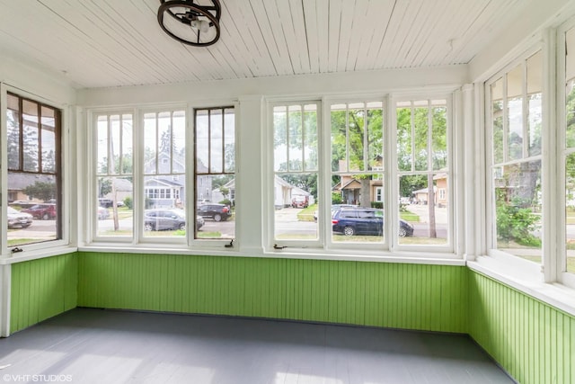 916 Pearl St, Aurora, IL 60505 - unfurnished sunroom featuring plenty of natural light