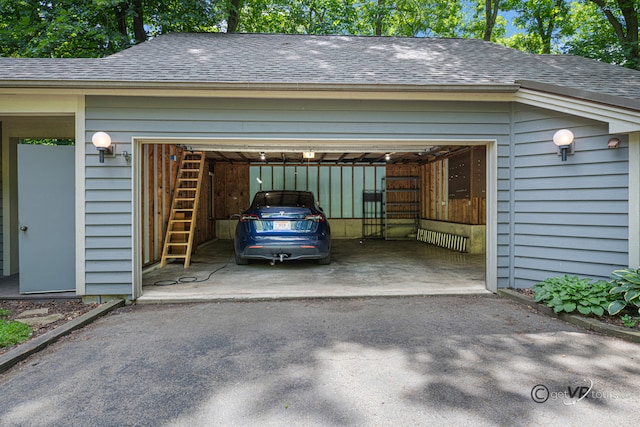 7 Vista Ridge Dr, Galena, IL 61036 - garage with driveway