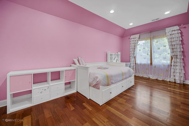 404 W Camp Mcdonald Rd, Prospect Heights, IL 60070 - bedroom featuring wood finished floors, lofted ceiling, and recessed lighting