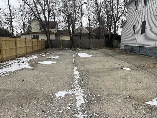 320 N Hickory St, Joliet, IL 60435 - photo 4