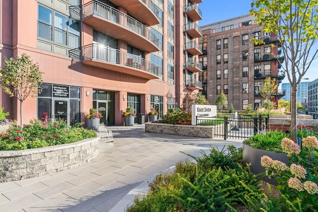 330 N Jefferson St Unit 2102, Chicago, IL 60661 - view of apartment building / complex