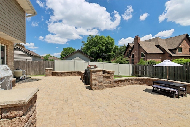 10215 S 87th Ct, Palos Hills, IL 60465 - fenced backyard featuring a patio