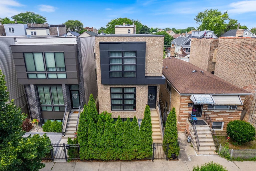1728 N Mozart St, Chicago, IL 60647 - photo 1