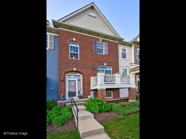 1058 Bartholdi Ct, Carol Stream, IL 60188 - photo 2