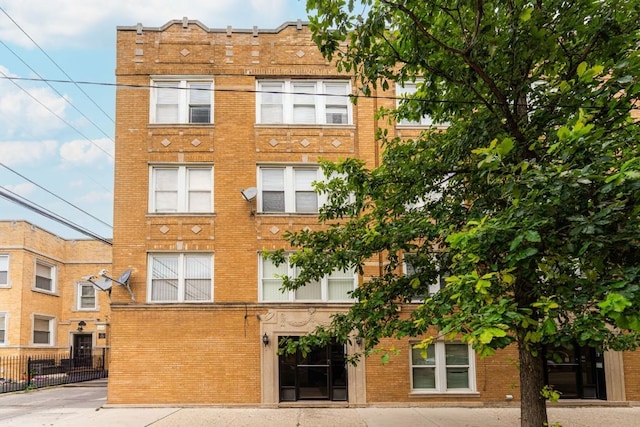 4008 W Nelson St Unit 8A, Chicago, IL 60641 - view of property