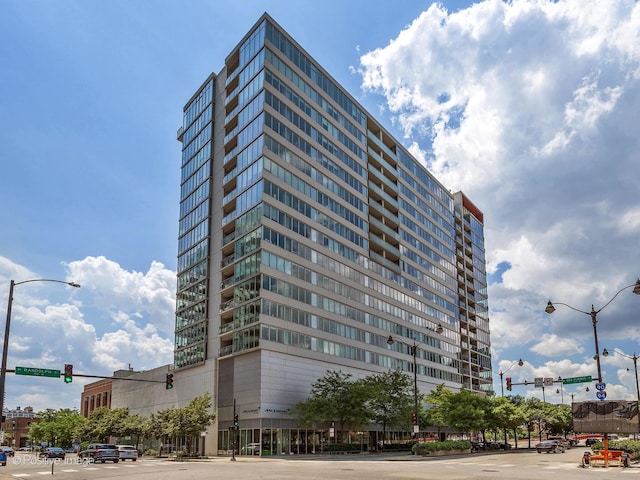 659 W Randolph St Unit 421, Chicago, IL 60661 - view of property