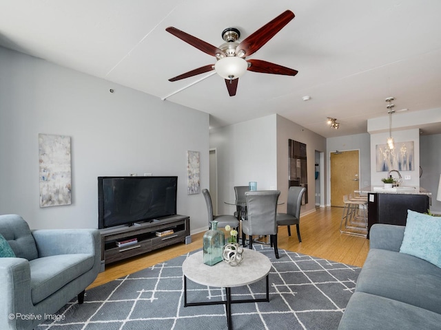 659 W Randolph St Unit 421, Chicago, IL 60661 - living room with a ceiling fan and dark wood-style floors