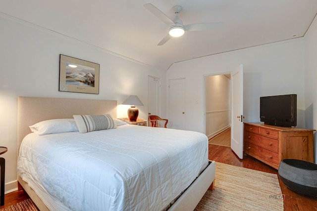 670 S Green Bay Rd, Lake Forest, IL 60045 - bedroom featuring wood finished floors and ceiling fan