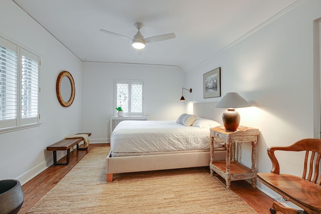 670 S Green Bay Rd, Lake Forest, IL 60045 - bedroom with wood finished floors, a ceiling fan, and crown molding