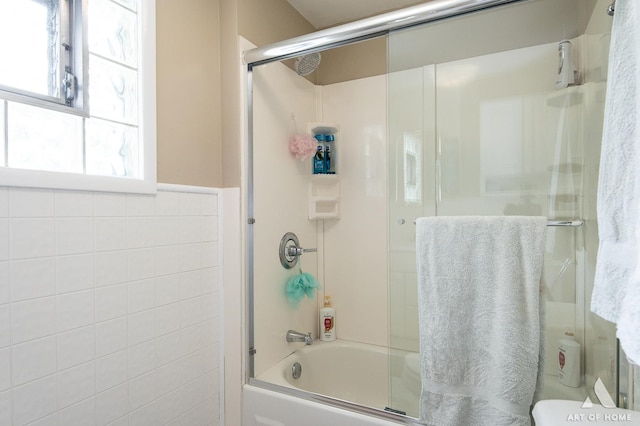 421 W Verret St, Elmhurst, IL 60126 - full bath featuring bath / shower combo with glass door and toilet