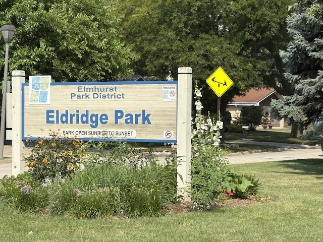 421 W Verret St, Elmhurst, IL 60126 - exterior view