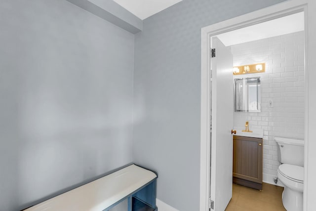 4880 N Marine Dr Unit 404, Chicago, IL 60640 - bathroom featuring vanity and tile patterned floors