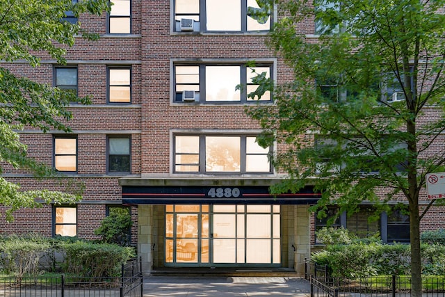 4880 N Marine Dr Unit 404, Chicago, IL 60640 - view of building exterior