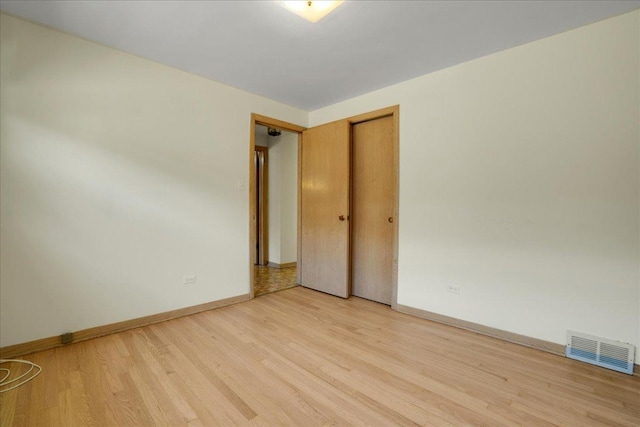 11340 S Drake Ave, Chicago, IL 60655 - empty room featuring light wood-style floors and baseboards