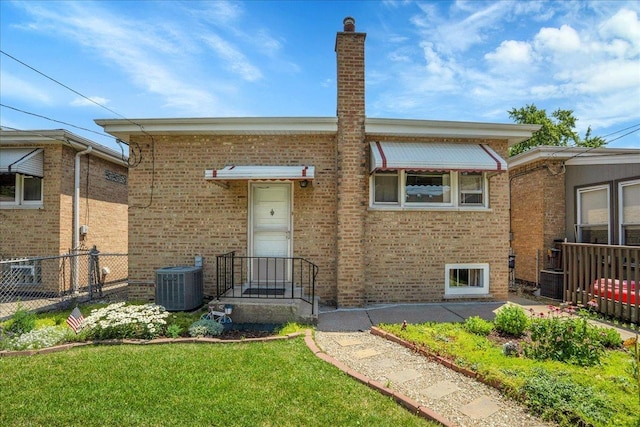 11340 S Drake Ave, Chicago, IL 60655 - view of front of home featuring brick siding