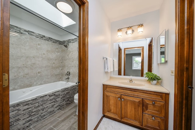 27W098 Walnut Dr, Winfield, IL 60190 - full bath featuring tiled shower / bath and vanity