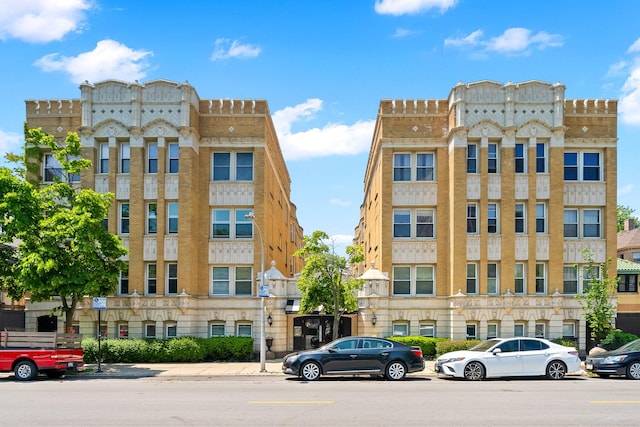 4240 N Clarendon Ave Unit 405S, Chicago, IL 60613 - view of property