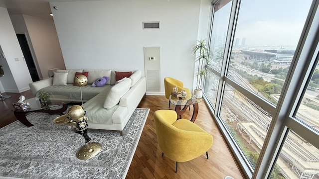 1841 S Calumet Ave Unit 2102, Chicago, IL 60616 - living room with wood finished floors
