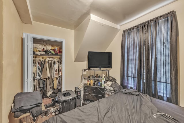 5347 S Racine Ave, Chicago, IL 60609 - bedroom with a closet