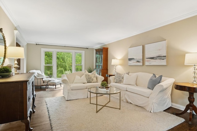 870 Georgetowne Ln, Barrington, IL 60010 - living room with wood finished floors and ornamental molding