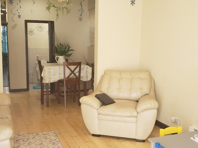 954 E 76th St, Chicago, IL 60619 - living area with light wood-style flooring