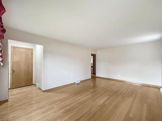 4841 N Natchez Ave, Chicago, IL 60656 - empty room featuring light wood-type flooring